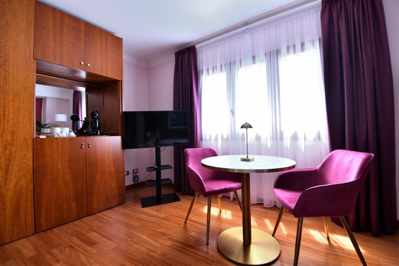 Bed and Breakfast Le Cinema Formia Exteriér fotografie