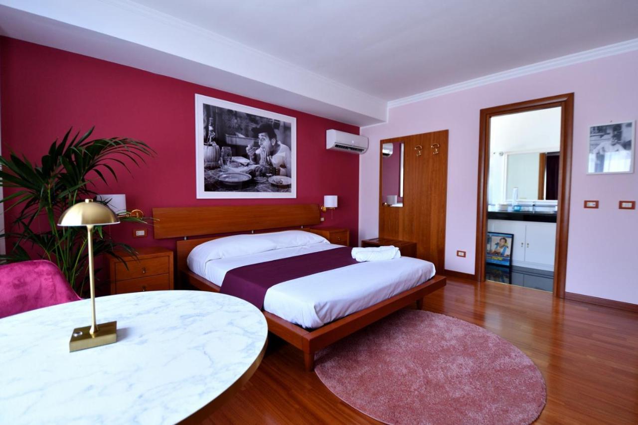 Bed and Breakfast Le Cinema Formia Exteriér fotografie
