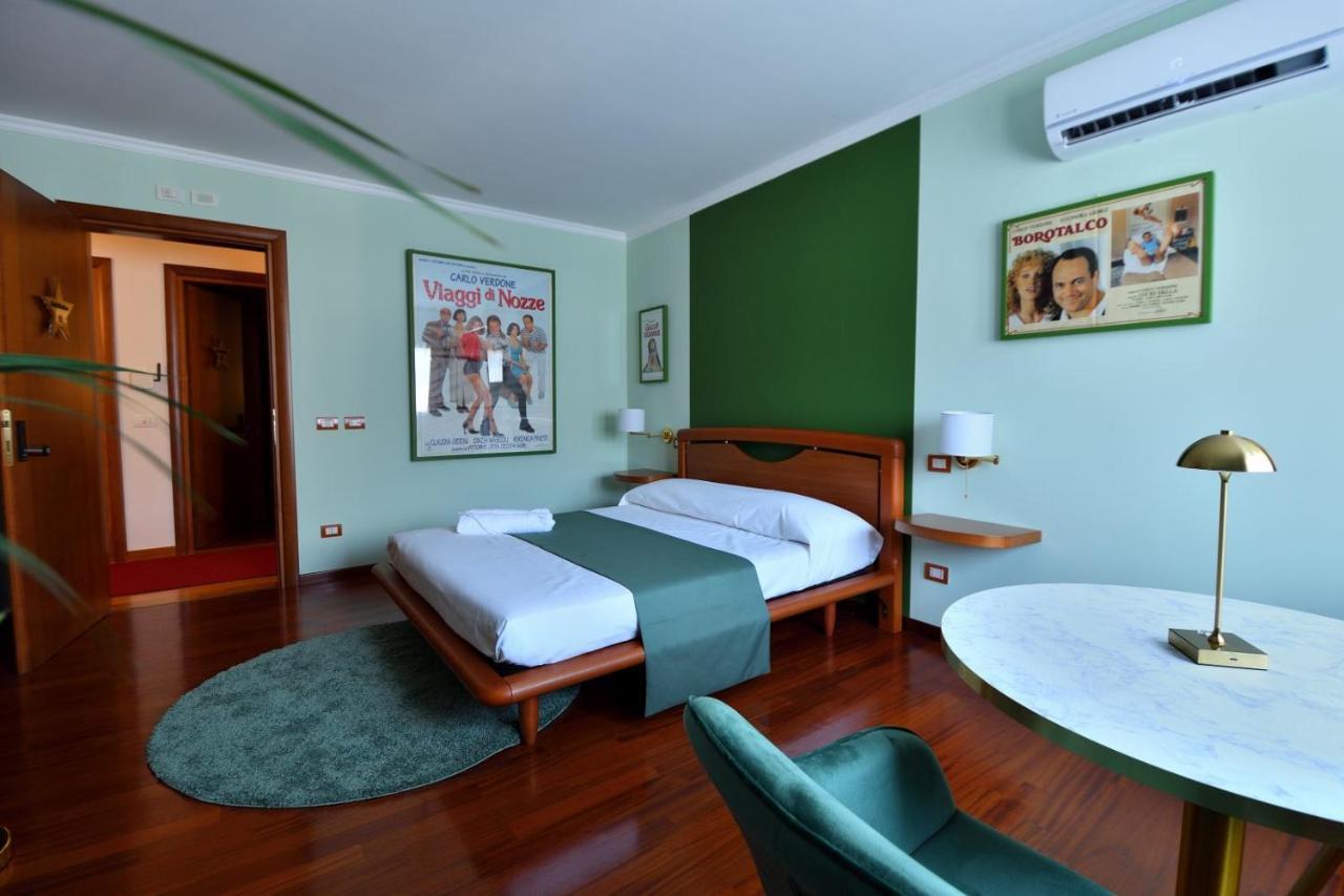 Bed and Breakfast Le Cinema Formia Exteriér fotografie