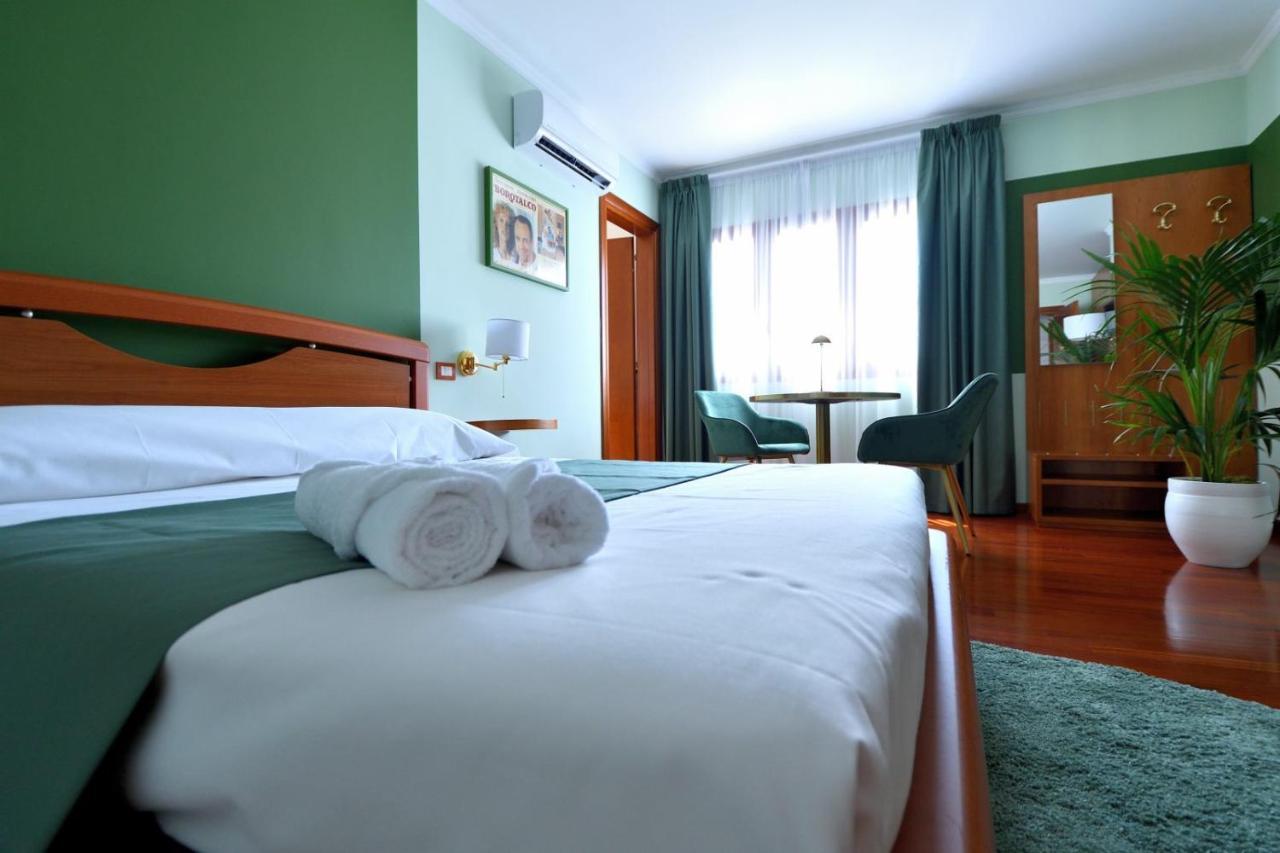 Bed and Breakfast Le Cinema Formia Exteriér fotografie